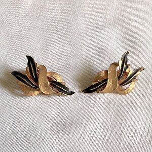 Vintage Signed Gold & Black Leaf Ear Climber Clip Back Earrings | by ART